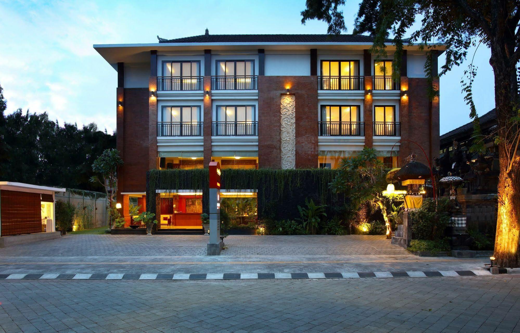 Grand Mirah Boutique Hotel Denpasar  Ngoại thất bức ảnh